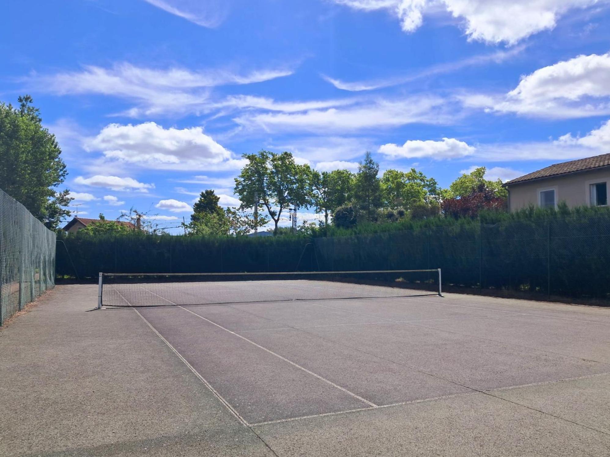 Appartamento Le Montauriol - Logement Avec Terrasse - Piscine -Tennis - Place De Parking Privee Montauban Esterno foto